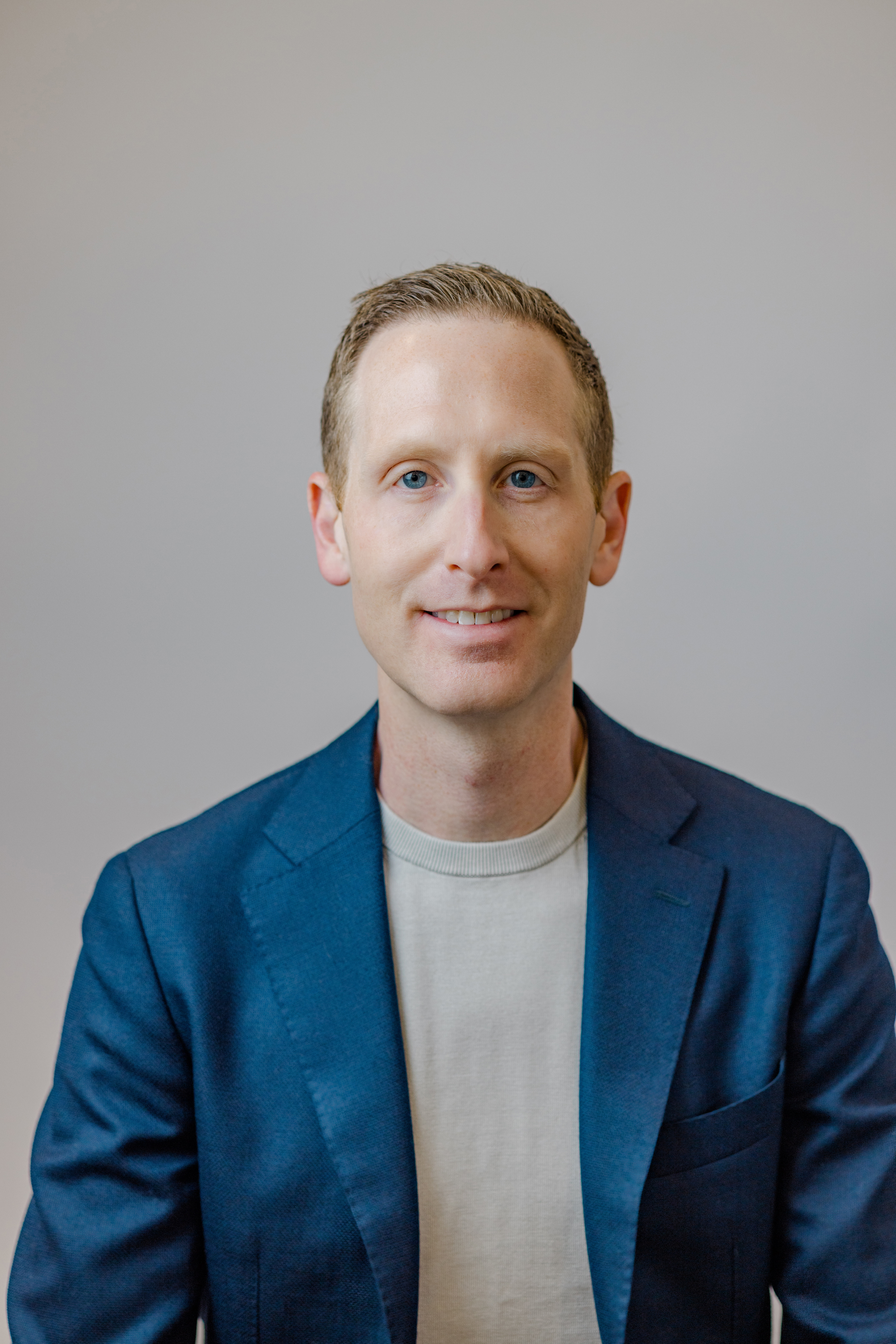 Dr. Maxwell Sauder