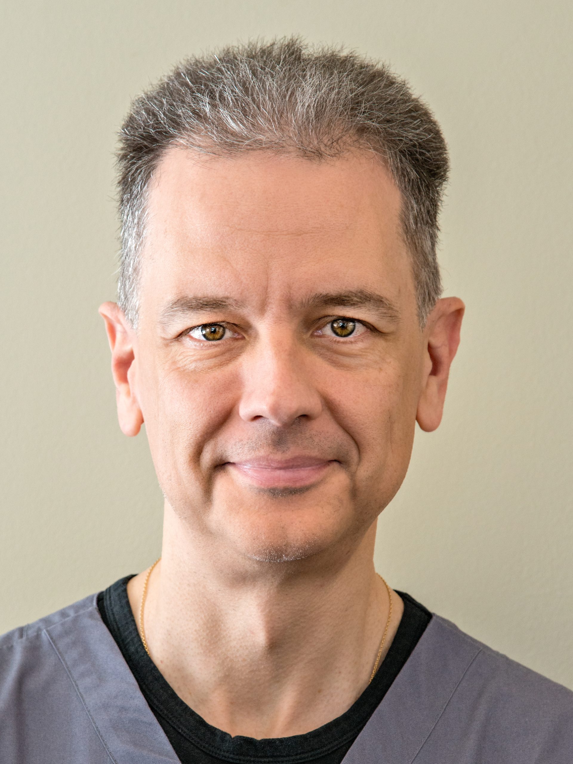 Dr. Peter Friedman
